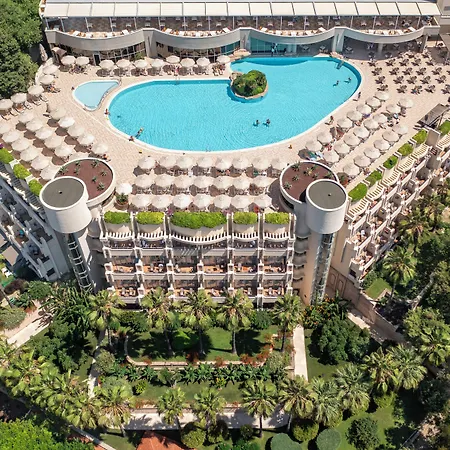 Melas Hotel Side